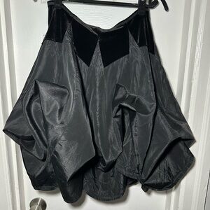 VTG Magdalena Black Velvet Black Lagenlook Parachute Skirt
